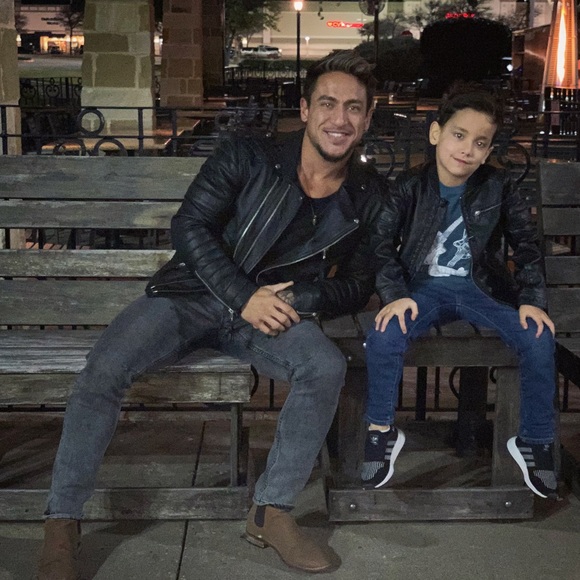 Meet your Posher, Gino - Picture 2 of 5